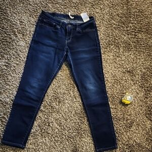 Levis 711 Skinny Dark Wash Jeans